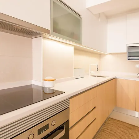 Moon House Apartment *